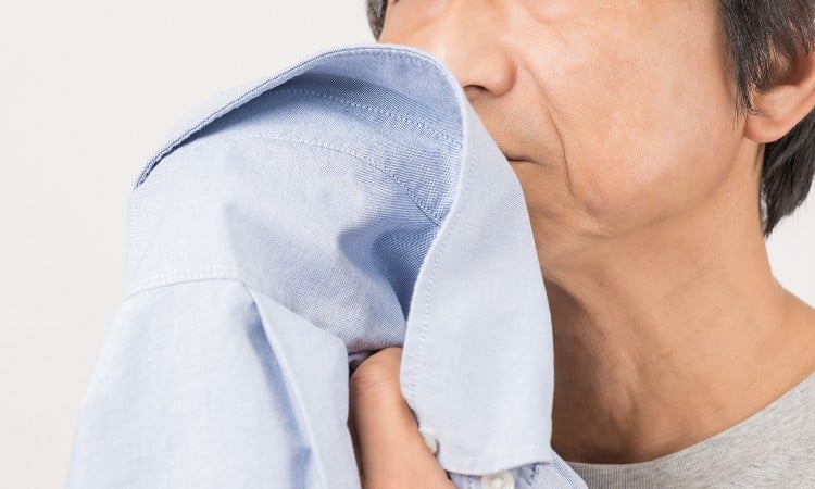 【メンズ加齢臭】どんなニオイ？原因、対策、きつくなりやすい人の特徴を徹底分析。おすすめのボディソープもご紹介！