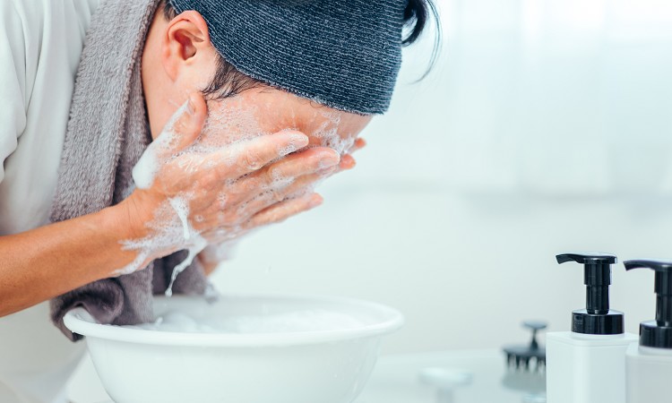 洗顔のしすぎ